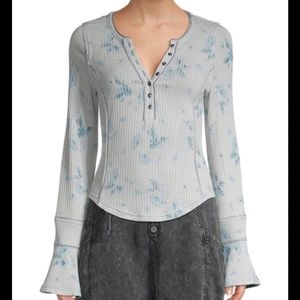 Free People Large Bell Sleeved Long Sleeve Top w/Tags